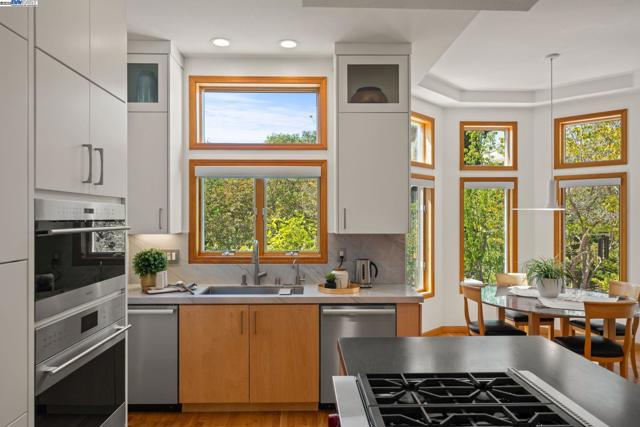 45221 Rutherford Ter, Fremont CA: https://media.crmls.org/mediaz/1d4f90f9-ad9d-4b7b-ba3c-9c7043e1564c.jpg