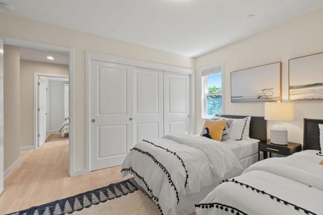989 Lane Avenue, Mountain View CA: https://media.crmls.org/mediaz/1d4faa0f-9f59-448a-acff-909f2fddac05.jpg