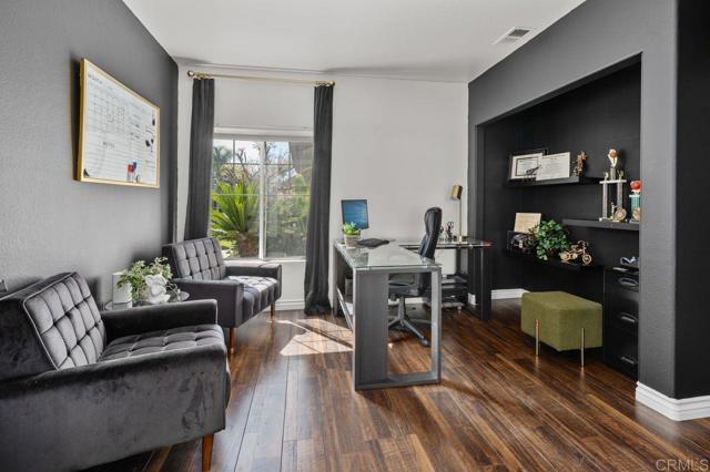 509 Windy Way, Chula Vista CA: https://media.crmls.org/mediaz/1d500292-dda8-44ee-ba6f-034e4c8ad509.jpg