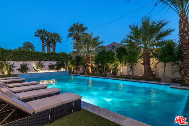 78155 Calle Cadiz, La Quinta CA: https://media.crmls.org/mediaz/1d508d17-caf9-4047-8c44-a00787ed7da1.jpg