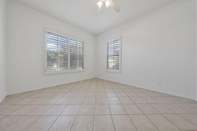 245 Strada Nova, Palm Desert, CA 92260