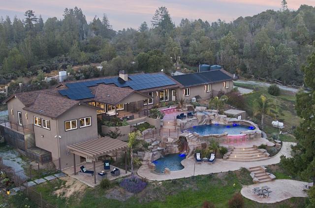 1061 Summit Road, Watsonville CA: https://media.crmls.org/mediaz/1d5141e9-628c-4a52-b677-c99eb9a2b2b2.jpg