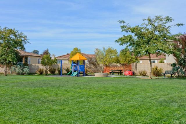 Detail Gallery Image 49 of 57 For 564 via Del Caballo, San Marcos,  CA 92078 - 4 Beds | 3 Baths