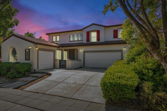 202 W Fauna Avenue, Mountain House CA: https://media.crmls.org/mediaz/1d526c37-4efb-4714-ab87-ec461a5f09f7.jpg