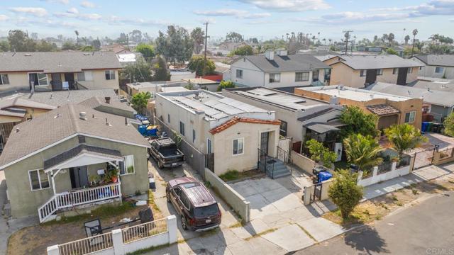 3655 44Th Street, San Diego CA: https://media.crmls.org/mediaz/1d52e6f5-b3c1-47e6-aaeb-9298c1d9b418.jpg