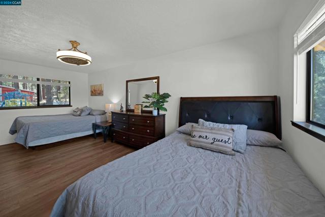 Image 34 of 60 For 1324 Alves Dr
