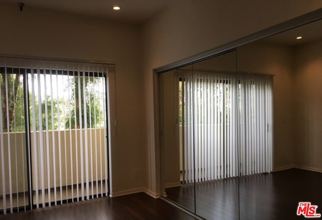 3712 Evans Street, Los Angeles CA: https://media.crmls.org/mediaz/1d545269-645d-468e-bbeb-ae1b5dee4e06.jpg