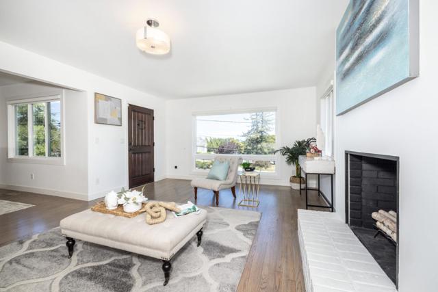 732 Alameda De Las Pulgas, Belmont CA: https://media.crmls.org/mediaz/1d55258e-3bcb-4c91-a165-b34c5d2caee5.jpg