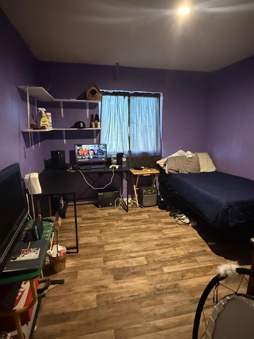 https://media.crmls.org/mediaz/1d5593c8-8a05-4f12-8133-7be8fd8a0596.jpg?preset=X-Large