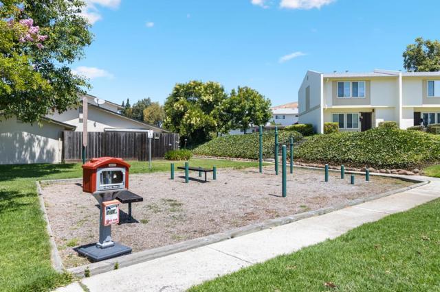 1810 Queen Victoria Way, San Jose CA: https://media.crmls.org/mediaz/1d55ad53-65d3-492c-9032-2d1b79283c50.jpg