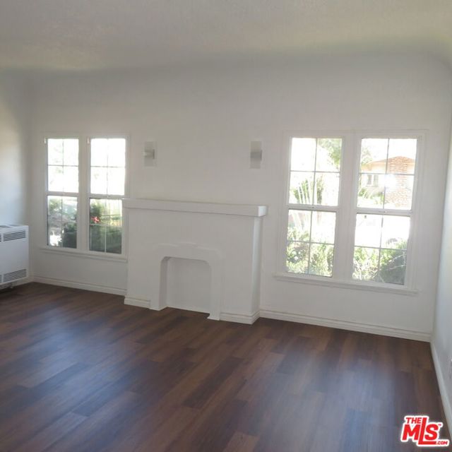 4705 Halldale Avenue, Los Angeles CA: https://media.crmls.org/mediaz/1d561b52-c0d9-4795-9726-08adad9a1b83.jpg