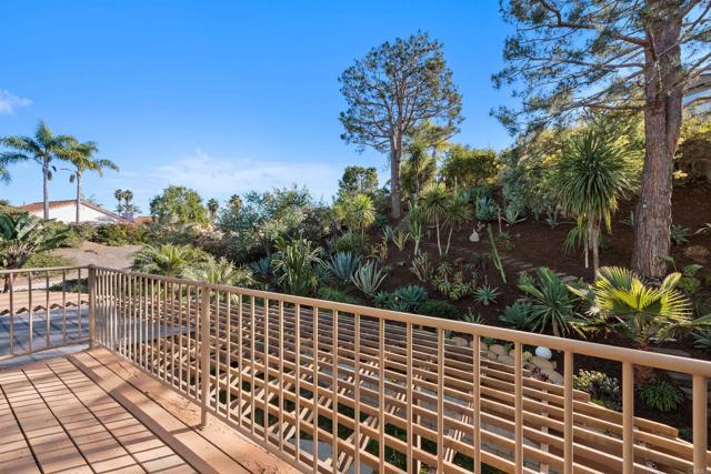 Detail Gallery Image 25 of 46 For 3337 Corte Verso, Carlsbad,  CA 92009 - 4 Beds | 3 Baths