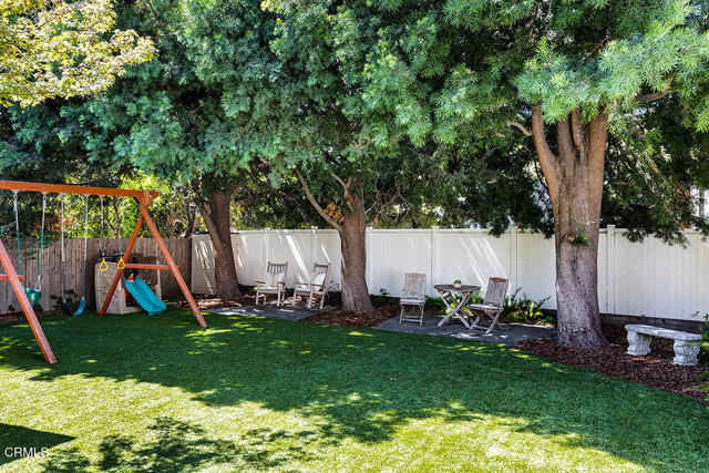 185 Glen Summer Road, Pasadena CA: https://media.crmls.org/mediaz/1d568ee8-ec6e-4545-bc39-dc5bfc3b3b7c.jpg