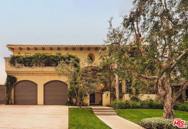 223 24th Street, Santa Monica CA: https://media.crmls.org/mediaz/1d56d4b9-6269-4ca7-826a-ffd2527107ef.jpg