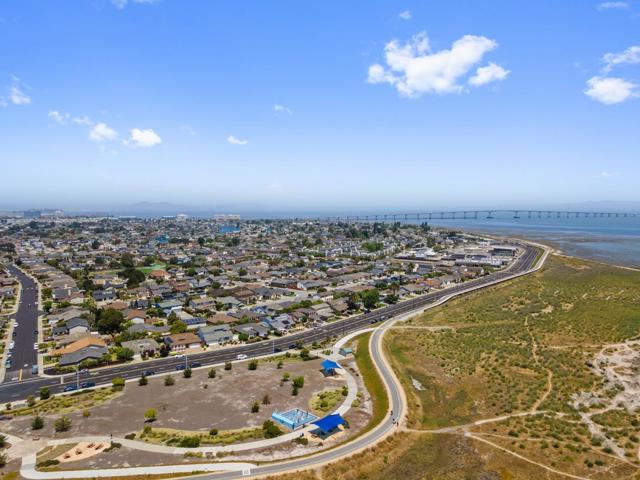 1045 Grebe Street, Foster City CA: https://media.crmls.org/mediaz/1d56f9d9-c87e-4be6-a0ee-93b821376188.jpg