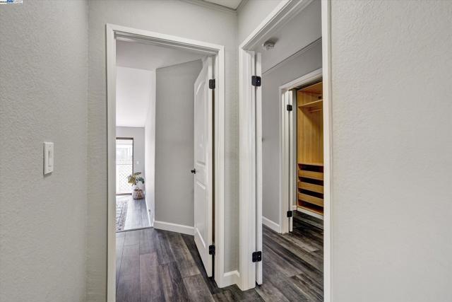4374 Valley Ave, Pleasanton CA: https://media.crmls.org/mediaz/1d573b08-19e6-4cf4-bce1-af63c39f3256.jpg