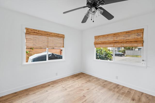 1009 S Cleveland Street, Oceanside CA: https://media.crmls.org/mediaz/1d578aaa-6c65-4775-88f3-469d02b114ff.jpg