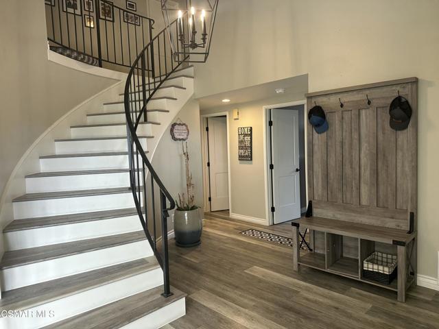 1961 Mccrea Road, Thousand Oaks CA: https://media.crmls.org/mediaz/1d5a5eec-a2f5-4d90-8bd5-cdec9df97248.jpg