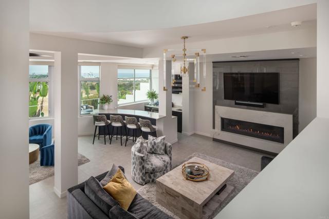 Detail Gallery Image 6 of 25 For 121 via De La Valle, Del Mar,  CA 92014 - 4 Beds | 4/1 Baths