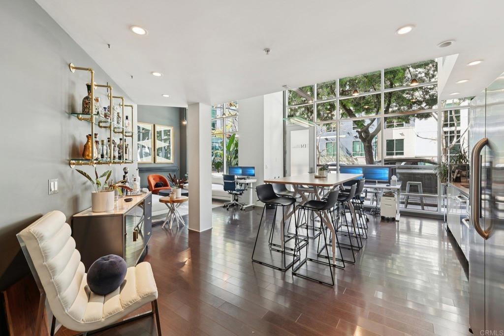 350 W Ash st Street W #102