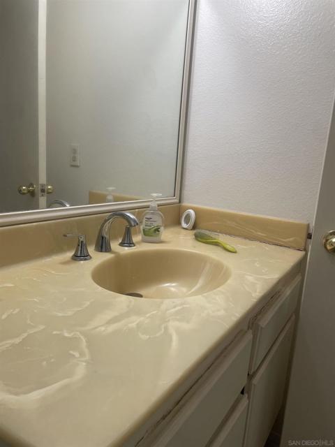 6815 Caminito Mundo, San Diego CA: https://media.crmls.org/mediaz/1d5ec382-079c-4f06-ae02-3dd85ff98791.jpg