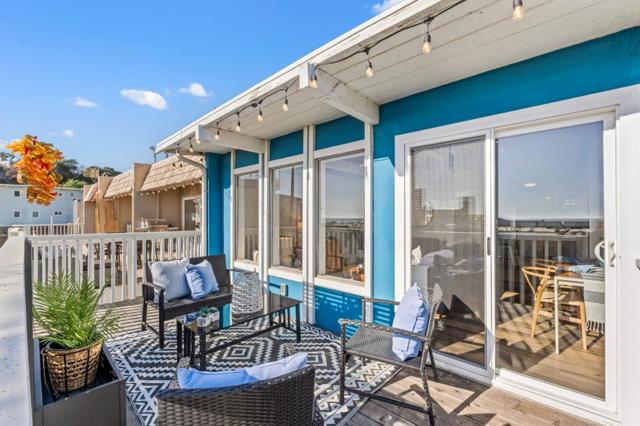 118 Marina Avenue, Aptos CA: https://media.crmls.org/mediaz/1d5ecc34-880c-4964-8ca0-3bac854d6b1a.jpg