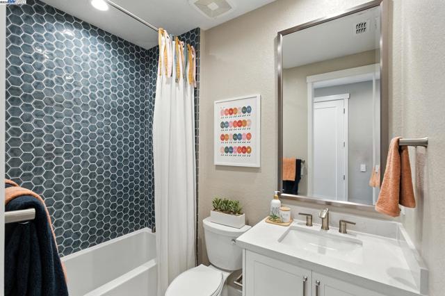 4711 Marengo Loop, Livermore CA: https://media.crmls.org/mediaz/1d5f35ab-ebc7-4352-ac85-1ff63441b15d.jpg