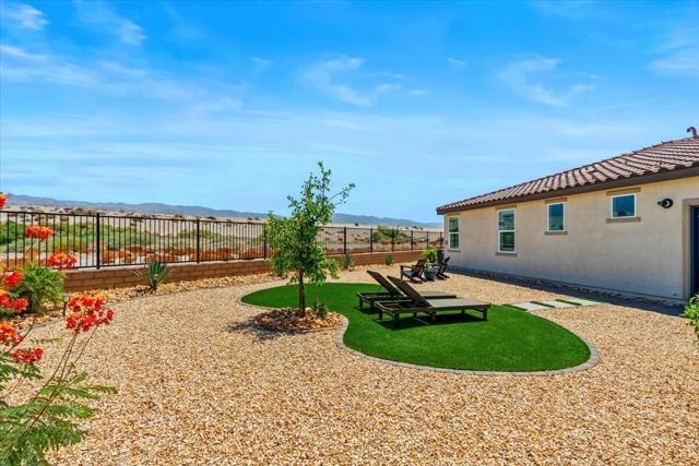 42940 Ascona Lane, Indio CA: https://media.crmls.org/mediaz/1d5f6d23-1d9d-43d6-81f7-ab0f8b4d6db2.jpg