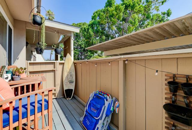 3851 Basilone St, San Diego CA: https://media.crmls.org/mediaz/1d60a07d-fdc1-44a6-8304-68ffac15d551.jpg