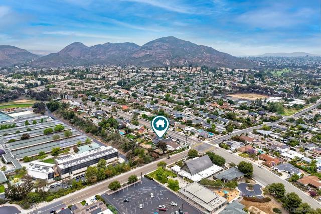 6630 Park Ridge Blvd, San Diego CA: https://media.crmls.org/mediaz/1d63c2d9-a182-4718-ac64-ddbffbc24f1b.jpg