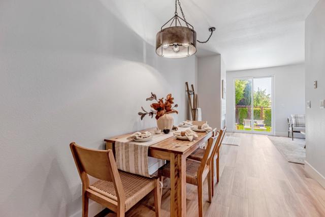 864 Powell, Hollister CA: https://media.crmls.org/mediaz/1d651a0c-9759-4b0b-904e-2afac58d5b04.jpg