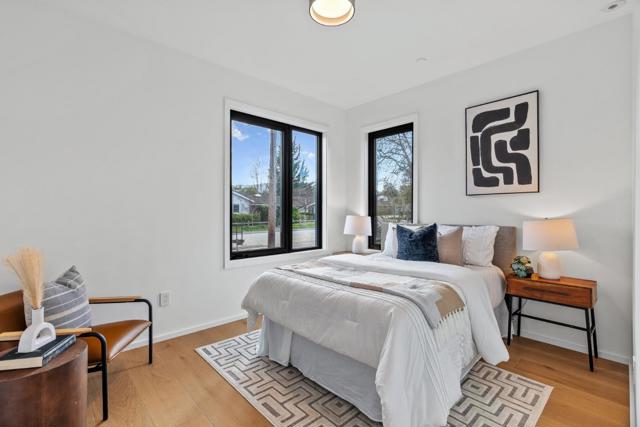 1182 Fordham Way, Mountain View CA: https://media.crmls.org/mediaz/1d668fd9-6a7a-4f4d-b33c-aef362e3da0b.jpg