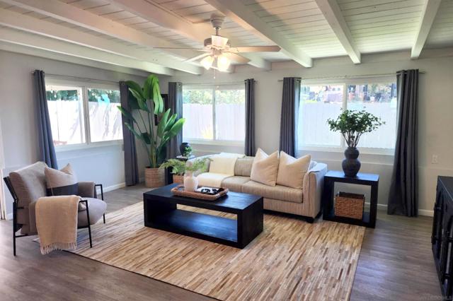 9477 Ronnie Ct, Santee CA: https://media.crmls.org/mediaz/1d66901c-f287-4fbf-8f77-b49379e552d3.jpg