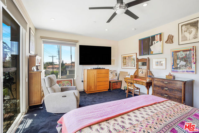 10930 National Boulevard, Los Angeles CA: https://media.crmls.org/mediaz/1d68f41c-d77e-412c-996e-08840465a4c0.jpg
