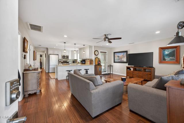 Detail Gallery Image 4 of 52 For 98 Mountain View St, Oak View,  CA 93022 - 4 Beds | 2 Baths