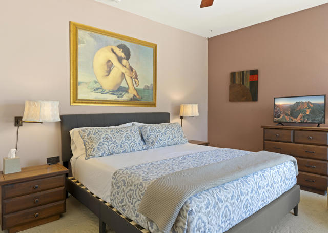 101 Mission Hills Drive, Rancho Mirage CA: https://media.crmls.org/mediaz/1d6bf47e-7ef3-46c5-a4a2-018ab1b80b21.jpg