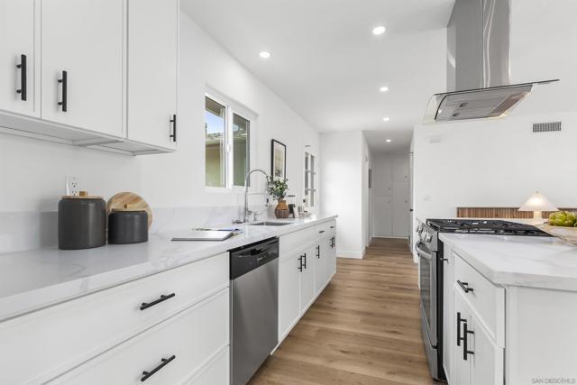 5319 Northridge Ave, San Diego CA: https://media.crmls.org/mediaz/1d6d32ba-299a-4468-8d87-22f1d750b484.jpg