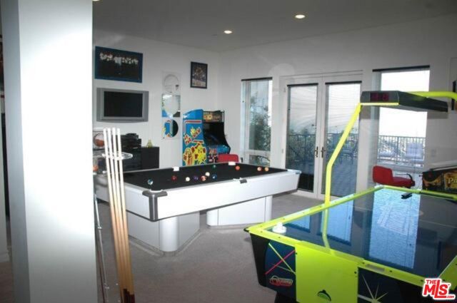 Drew Fenton | 14445 MULHOLLAND Drive Los Angeles CA | MLS: 7370765
