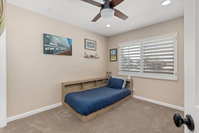 1977 Country Grove Lane, Encinitas CA: https://media.crmls.org/mediaz/1d6e5998-40da-467a-be92-1e8d8326bde7.jpg