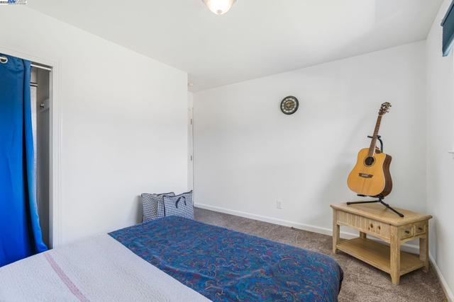 548 Sonoma Ave, Livermore CA: https://media.crmls.org/mediaz/1d6f491b-72f7-4829-8a1b-82efeb41fe97.jpg
