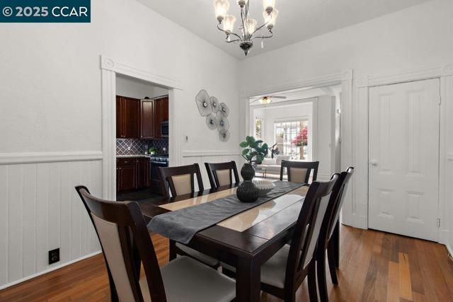 1613 Stanton St, Alameda CA: https://media.crmls.org/mediaz/1d6fad51-0ebb-49a9-9f17-96575a85ceec.jpg