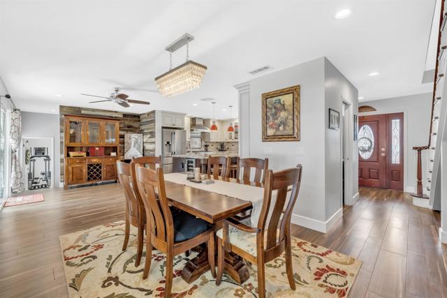 12845 Golden Way, Poway CA: https://media.crmls.org/mediaz/1d702b0c-6794-471e-afdf-185071d86969.jpg