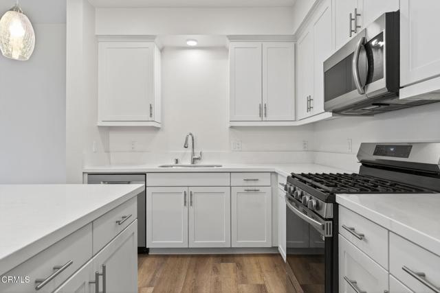 Detail Gallery Image 29 of 75 For 611 Winchester Dr, Oxnard,  CA 93036 - 3 Beds | 3/1 Baths