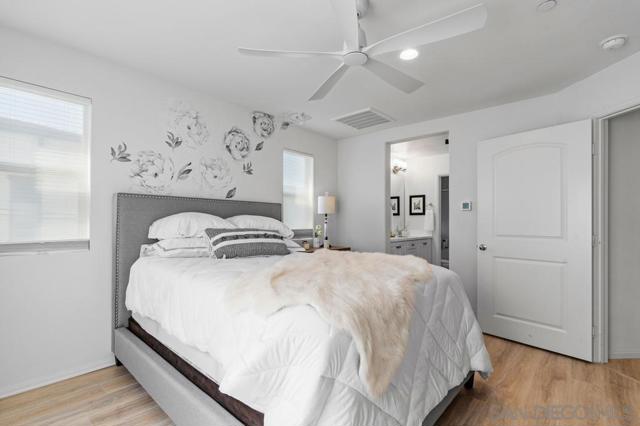 2445 Verano Way, Vista CA: https://media.crmls.org/mediaz/1d710b13-20a6-4134-be80-b59935b32ea7.jpg