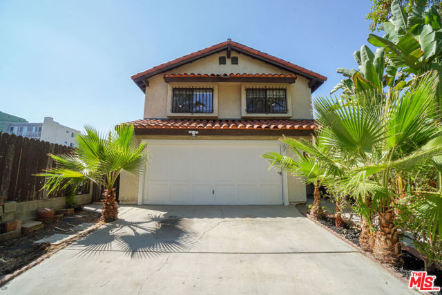 5837 Wilkinson Avenue photo 3