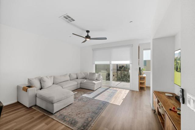 Detail Gallery Image 11 of 65 For 5485 Seacliff Pl #106,  San Diego,  CA 92154 - 3 Beds | 2 Baths