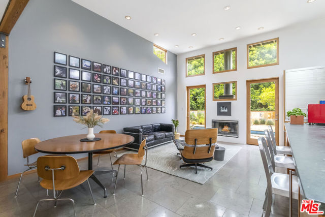 8631 Allenwood Road, Los Angeles CA: https://media.crmls.org/mediaz/1d729976-6cbd-4f58-889c-dec9d3438370.jpg