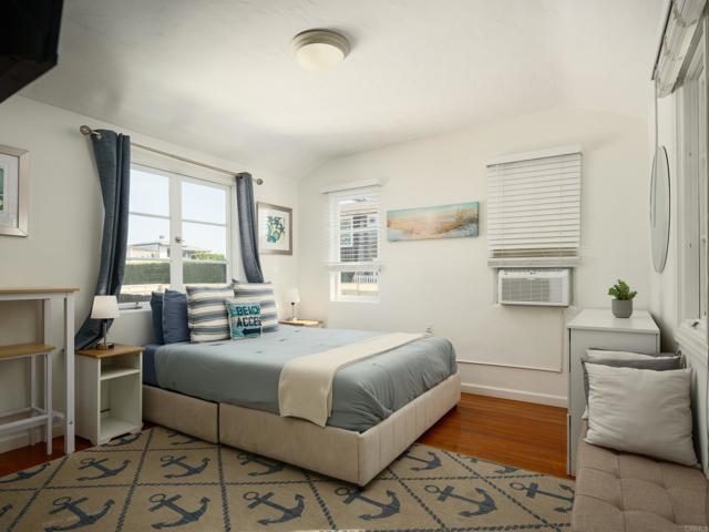 Detail Gallery Image 19 of 50 For 1303 15 Cave St, La Jolla,  CA 92037 - 8 Beds | 5 Baths