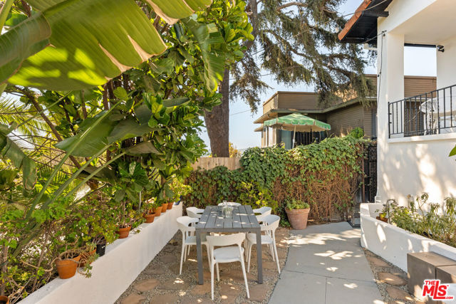 3801 Effie Street, Los Angeles CA: https://media.crmls.org/mediaz/1d744dc8-d533-4fcc-84a7-b81f70d9eef9.jpg