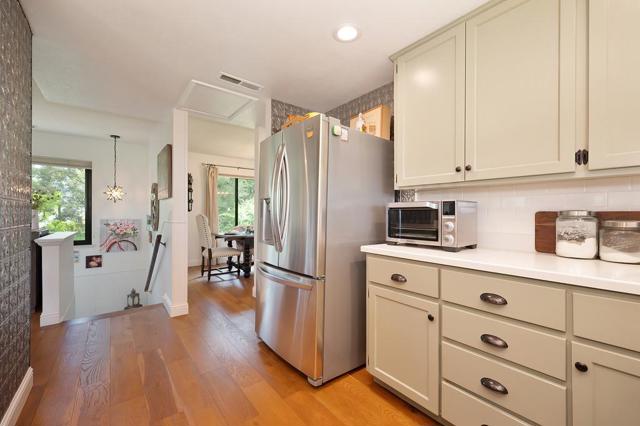 2640 Gayle Lane, Auburn CA: https://media.crmls.org/mediaz/1d74507e-03de-4ef3-993c-e3000869f5d5.jpg